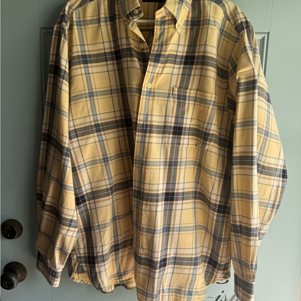 Nautica Yellow and Black Plaid Long-Sleeve Button Up Shirt Size L